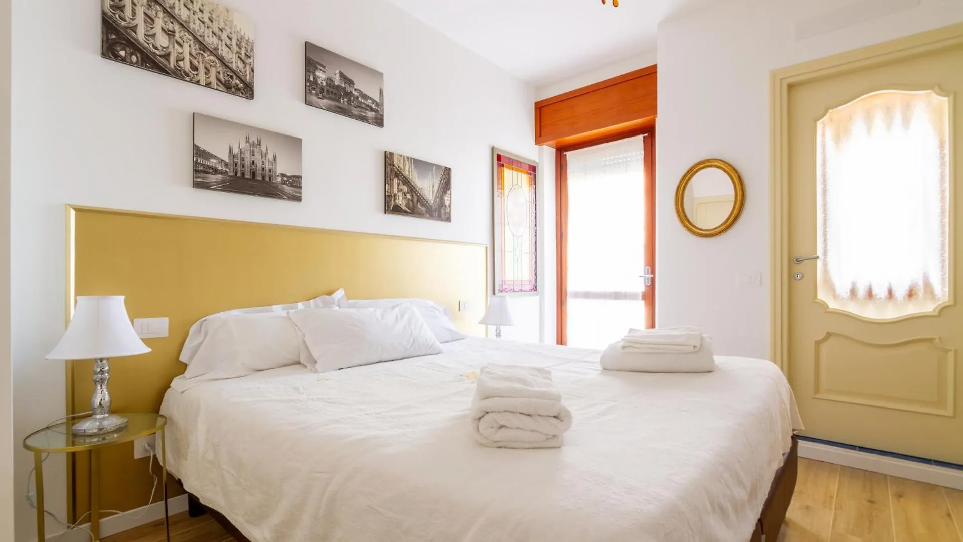 Hotel Dimora Al Naviglio Milano Italia